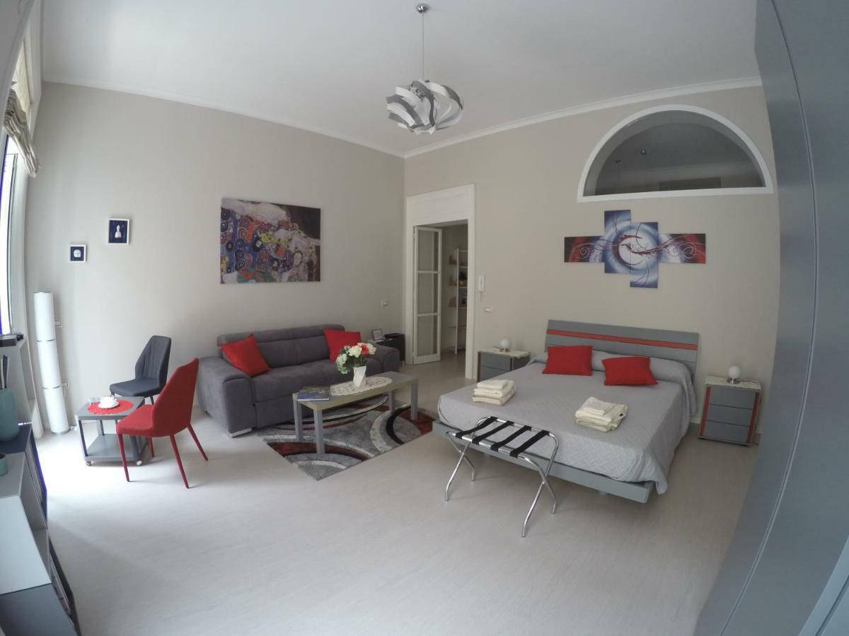 Вилла Lillolla Casa Vacanze Неаполь Экстерьер фото