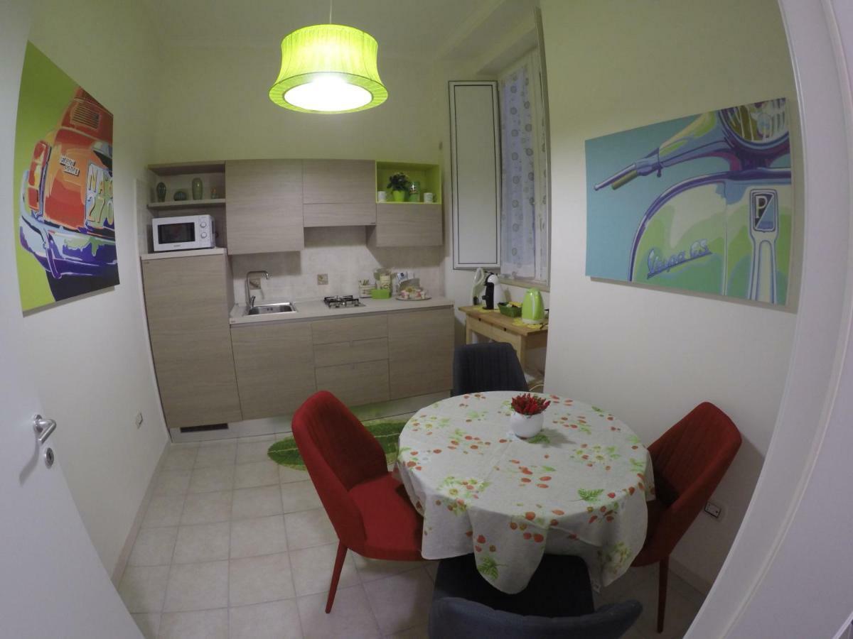 Вилла Lillolla Casa Vacanze Неаполь Экстерьер фото